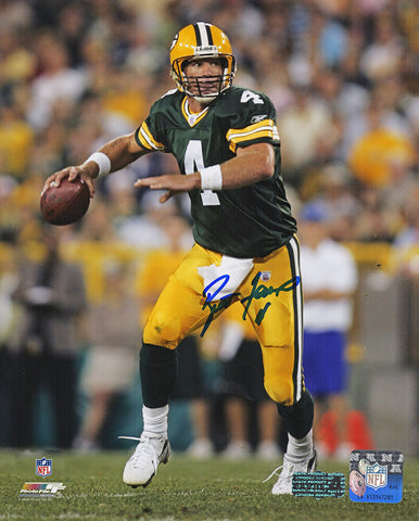 Brett Favre Signed Green Bay Packers Ball In Hand Passing 8x10 Photo - (SS COA)