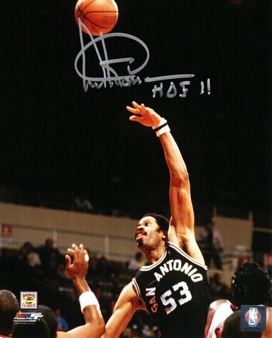 ARTIS GILMORE Signed San Antonio SPURS Hook Shot 8x10 Photo w/HOF'11 - SCHWARTZ