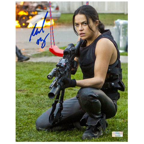 Michelle Rodriguez Autographed Resident Evil: Retribution Rain 8x10 Photo