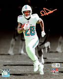 DE'VON ACHANE AUTOGRAPHED 8X10 PHOTO DOLPHINS SPOTLIGHT BECKETT WITNESS 221543