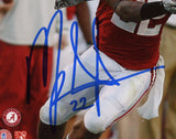 Mark Ingram Signed Alabama Crimson Tide Unframed 8x10 NCAA Photo - Catching vs L