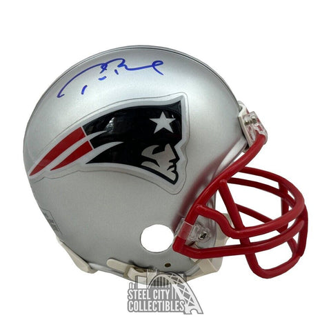 Tom Brady Autographed New England VSR4 Mini Helmet - Fanatics