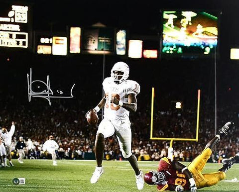 Vince Young Autographed Longhorns 16x20 Photo TD Run- Beckett W Hologram Silver