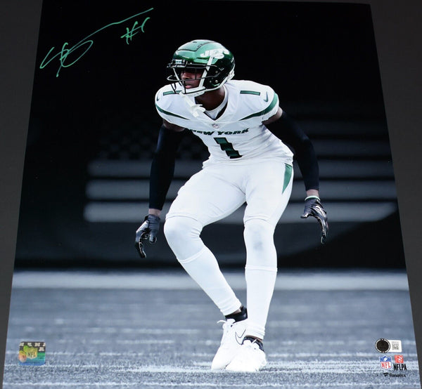 AHMAD SAUCE GARDNER SIGNED SIGNED NEW YORK JETS 16x20 SPOTLIGHT PHOTO BECKETT