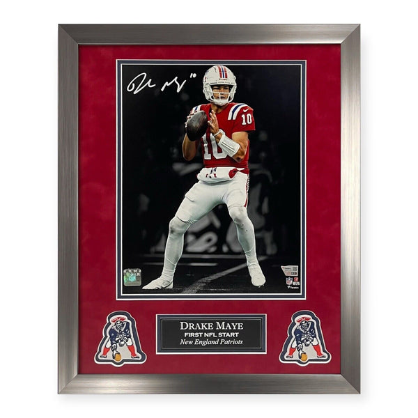 Drake Maye Patriots Signed Autographed 11x14 Photo Framed to 16x20 Fanatics