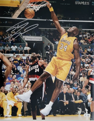 Shaquille O'Neal Signed Los Angeles Lakers Dunk 16x20 Photo Beckett Witnessed