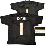 CINCINNATI BENGALS JA'MARR CHASE AUTOGRAPHED BLACK JERSEY BECKETT WITNESS 220612