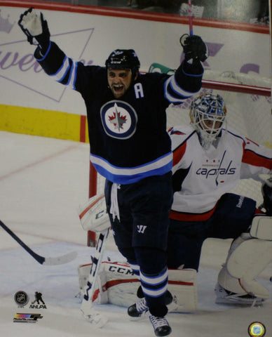 Dustin Byfuglien Winnipeg Jets 16x20 Photo 43204