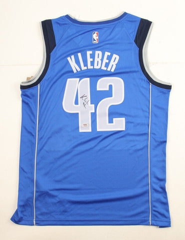 Maxi Kleber Signed Dallas Mavericks Jersey (PSA) Mavs Power Forward Since 2017