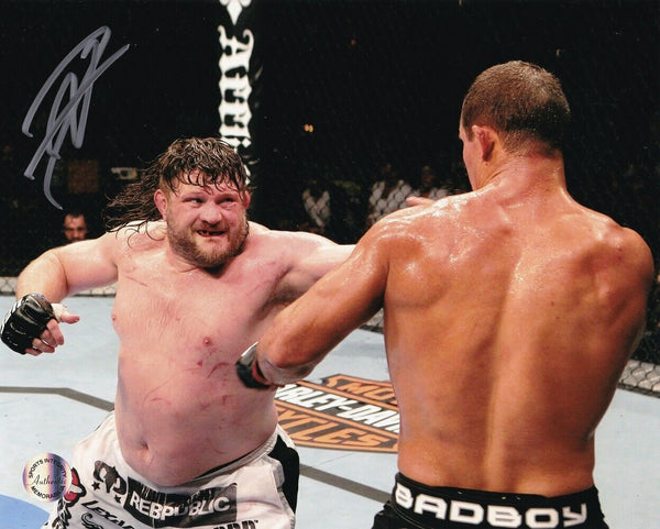 Roy Nelson Signed 8x10 UFC Photo vs Brendan Schaub SI 34644