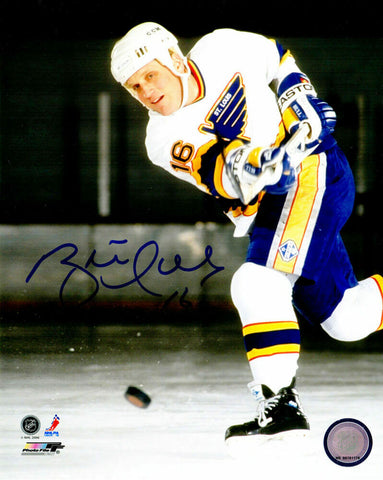 BRETT HULL Signed St Louis BLUES Slap Shot 8x10 Photo - SCHWARTZ