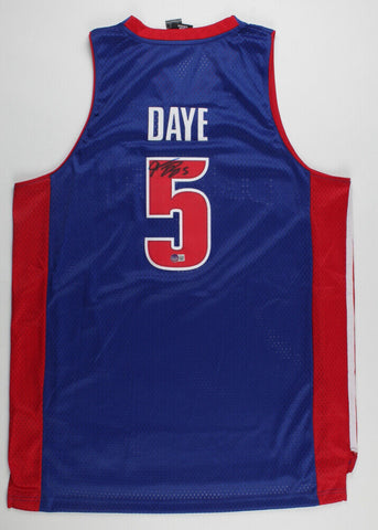 Austin Daye Signed Pistons Jersey (Beckett COA) 2009 Detroit 1st Round Draft Pk