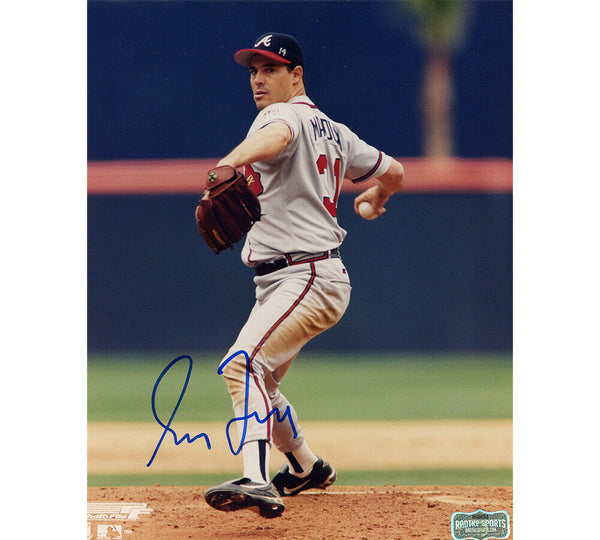 Greg Maddux Signed Atlanta Braves Unframed 8x10 MLB Photo - Alternate