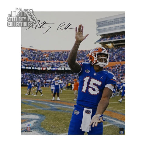 Anthony Richardson Autographed Florida 16x20 Football Photo - Fanatics