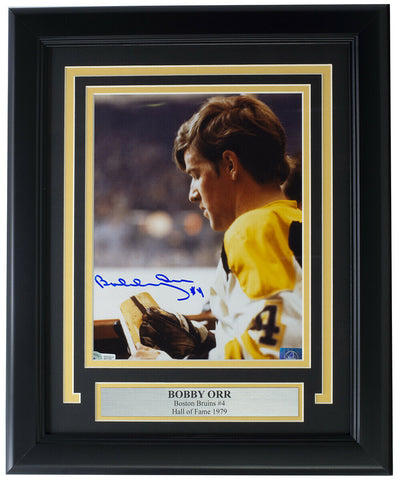 Bobby Orr Signed Framed 8x10 Boston Bruins Photo BAS