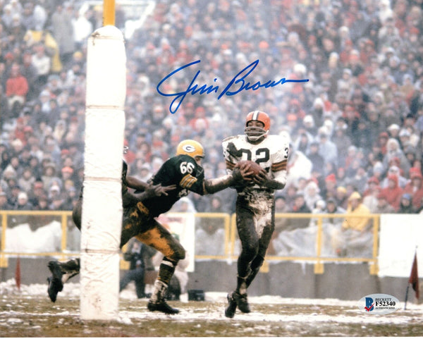 Jim Brown Autographed Cleveland Browns 8x10 Photo Beckett Authenticated #2