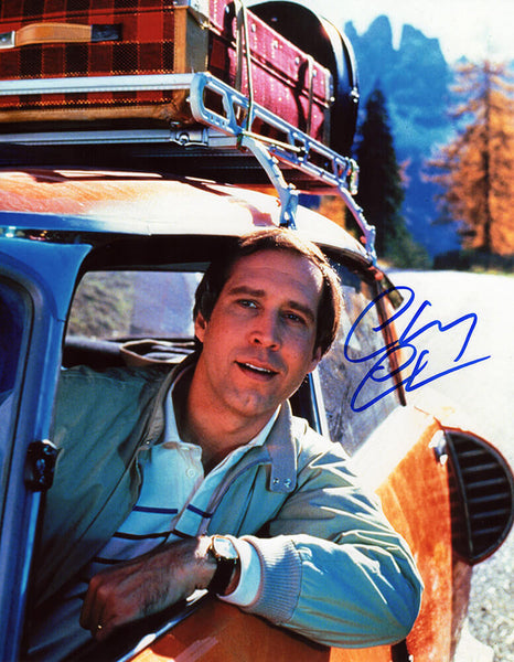 Chevy Chase Signed National Lampoon's Driving Car 11x14 Photo - (SCHWARTZ COA)