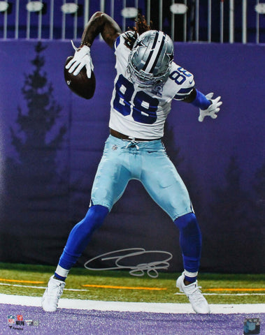 CeeDee Lamb Autographed Dallas Cowboys 16x20 Dance Photo- Fanatics *Silver