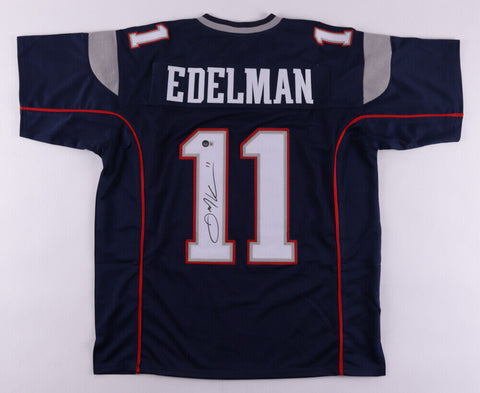 Julian Edelman Signed New England Patriots Jersey (Beckett) 3xSuper Bowl Champs