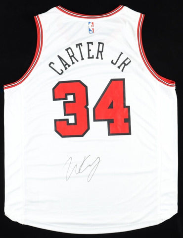 Wendell Carter Jr Signed Chicago Bulls White Home Jersey (PSA) 2018 1st Round Pk