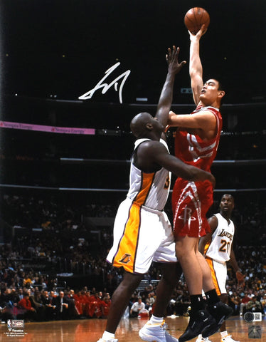 Yao Ming Autographed Houston Rockets 16x20 Hook Shot Photo - Beckett W Hologram