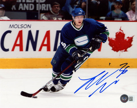 Jannik Hansen Autographed Vancouver Canucks 8x10 Photo Beckett 46303