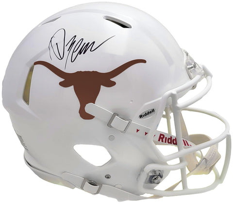 QUINN EWERS AUTOGRAPHED TEXAS WHITE FULL SIZE AUTHENTIC HELMET BECKETT 209470