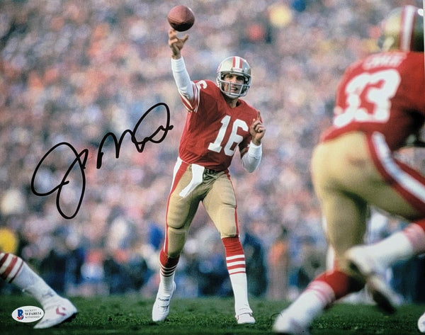 Joe Montana Autographed San Francisco 49ers 11x14 Photo Beckett Witnessed