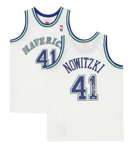 Dirk Nowitzki Autographed Mavericks 1998 White Nike Jersey Fanatics