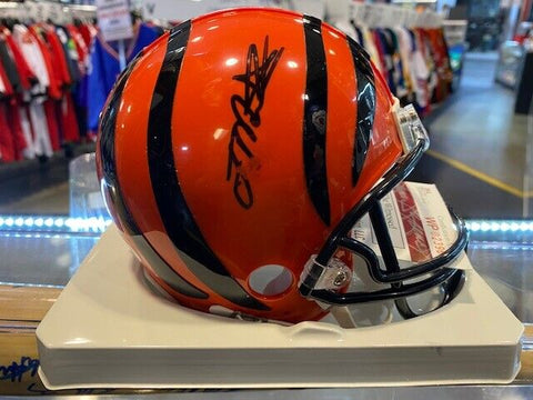 Joe Mixon Signed Bengals Mini-Helmet (JSA COA) 2nd Round 2017 Pick / Oklahoma