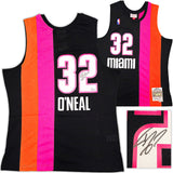 HEAT SHAQUILLE SHAQ O'NEAL AUTOGRAPHED MITCHELL & NESS JERSEY L BECKETT 235523