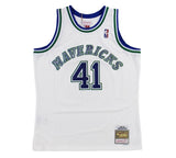 Dirk Nowitzki Signed Dallas Mavericks Mitchell & Ness Swingman '98 White Jersey