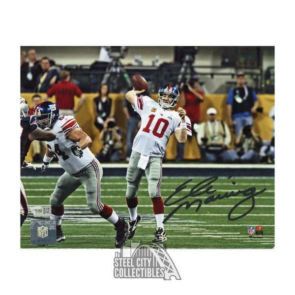 Eli Manning Autographed New York 8x10 Football Photo - Fanatics