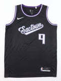 Kevin Huerter Signed Sacramento Kings Jersey (JSA COA) 1st Round Pick 2018 Draft