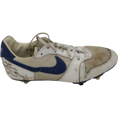 Steve Watson Signed Game Used Nike Sz 12.5 Cleat Right Foot Beckett 44716