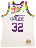 JAZZ KARL MALONE AUTOGRAPHED WHITE & PURPLE M&N JERSEY L BECKETT 211876