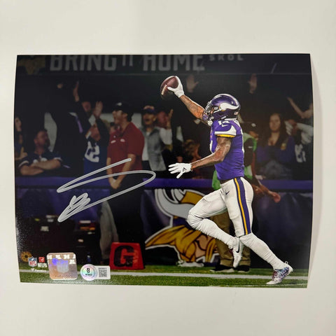 Autographed/Signed Stefon Diggs "Minneapolis Miracle" Vikings 8x10 Photo BAS COA