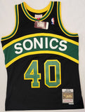 Supersonics Shawn Kemp Autographed 1994-95 M&N Black Jersey M MCS 93468