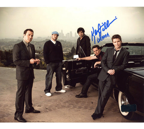 Kevin Dillon Signed Entourage Unframed 8x10 Photo - Season1 by Car- Drama