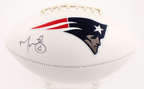 Martellus Bennett Signed Patriots Logo Football (JSA COA) All Pro Tight End