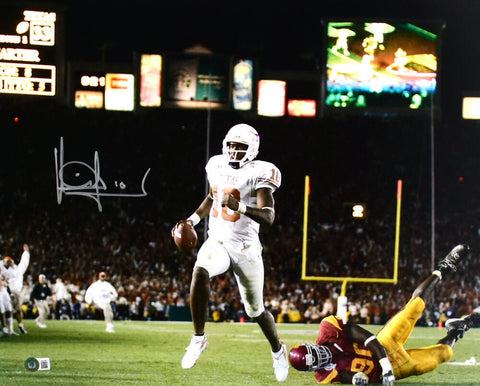 Vince Young Autographed Texas Longhorns 16x20 Photo TD Run- Beckett W Hologram