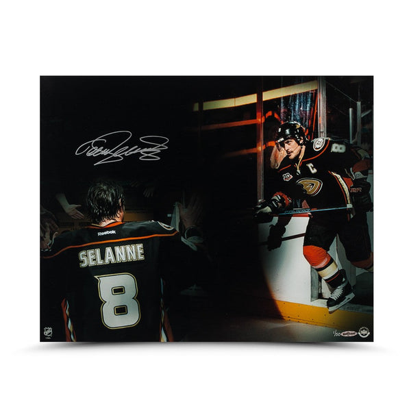 Teemu Selanne Autographed Final Home Game Photo