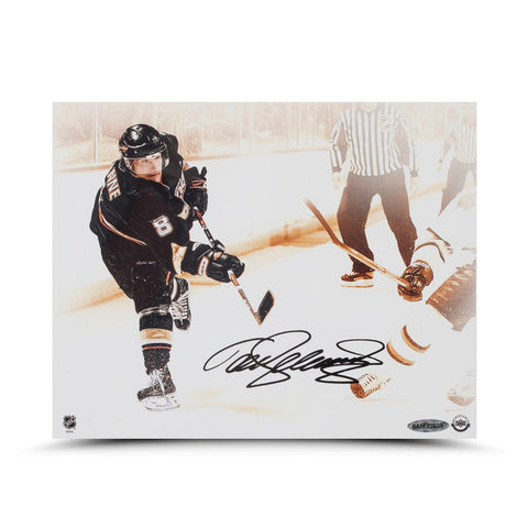 Teemu Selanne Autographed Slap Shot Photo