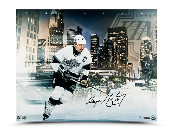 Wayne Gretzky Autographed LA King 16 x 20