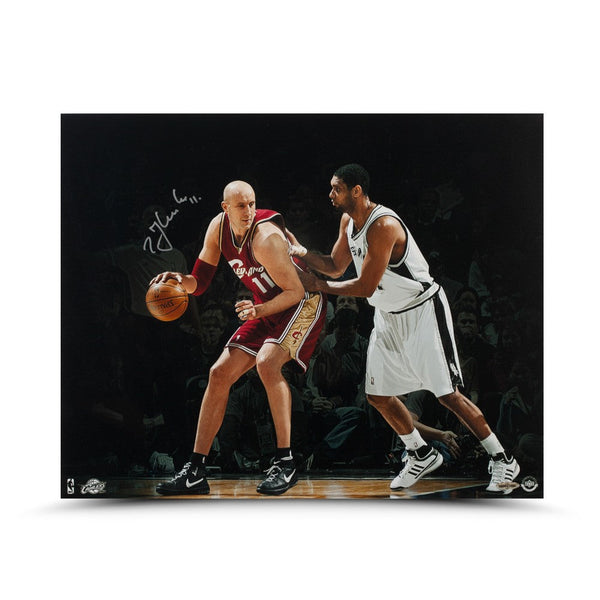 Zydrunas Ilgauskas Autographed Post Up Photo