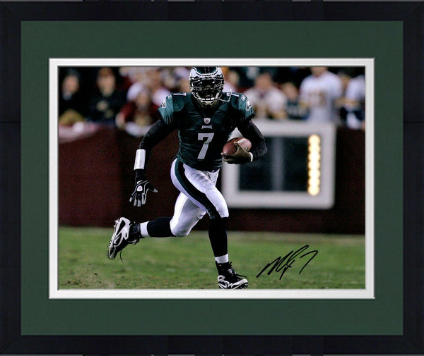 Framed Autographed/Signed Michael Mike Vick 33x42 Pro Bowl Blue