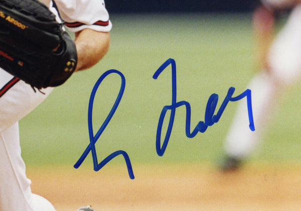 Greg Maddux Signed Atlanta Braves Unframed 8x10 MLB Photo - Alternate